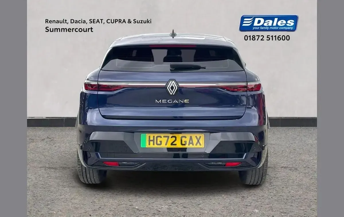 Used Renault Megane E-Tech Equilibre 160 kW (218 HP) 2022 Blue Hatchback