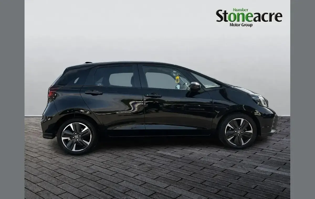 Used Honda Jazz Advance 122 HP (89 kW) 2024 Black Hatchback