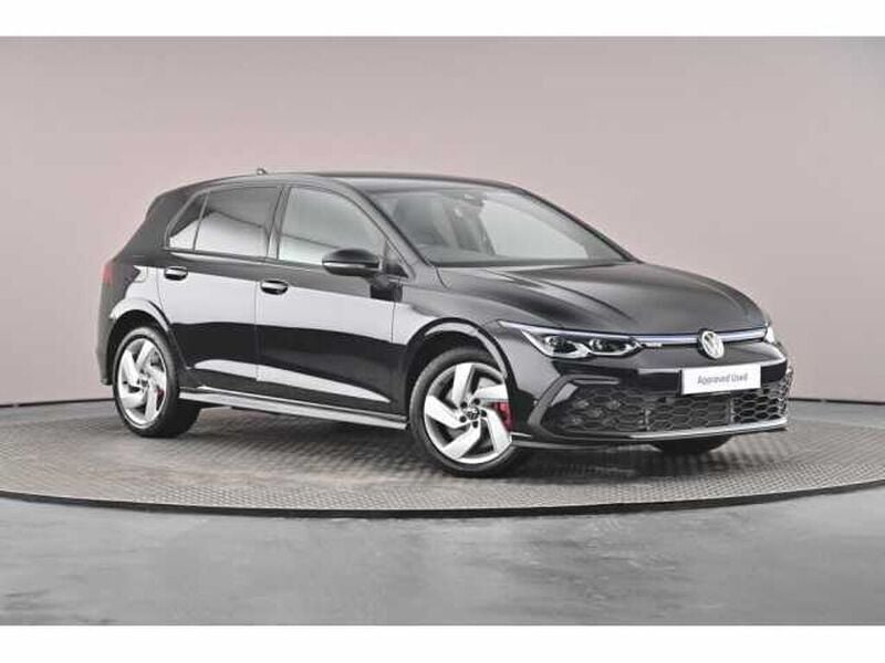Used 2024 VW Golf VIII GTE | £26,497 (Fair price) - Image 1/4