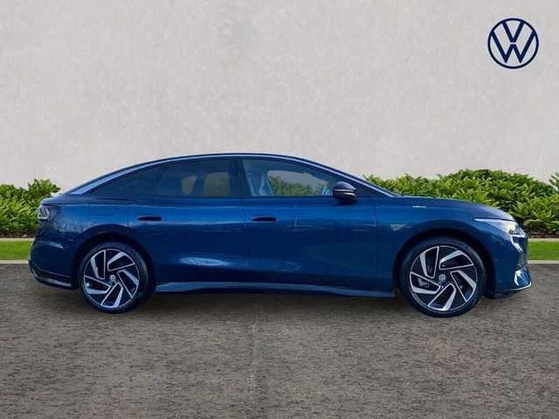 New VW ID.7 Pro 210 kW (286 HP) 2025 Blue Hatchback