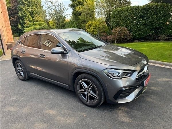 Mountain grey metallic Used 2022 Mercedes GLA200 Executive SUV | £25,750 (Fair price) - Image 1/1