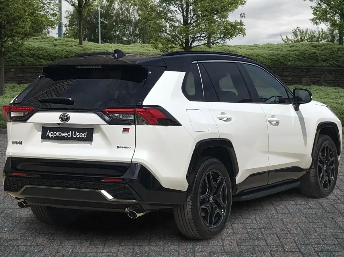Used Toyota RAV4 Sport 2025 White/black SUV