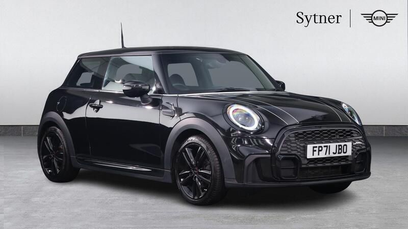 Black Used 2021 Mini Cooper Hatch Hatchback | £16,000 (A bit pricey) - Image 1/4
