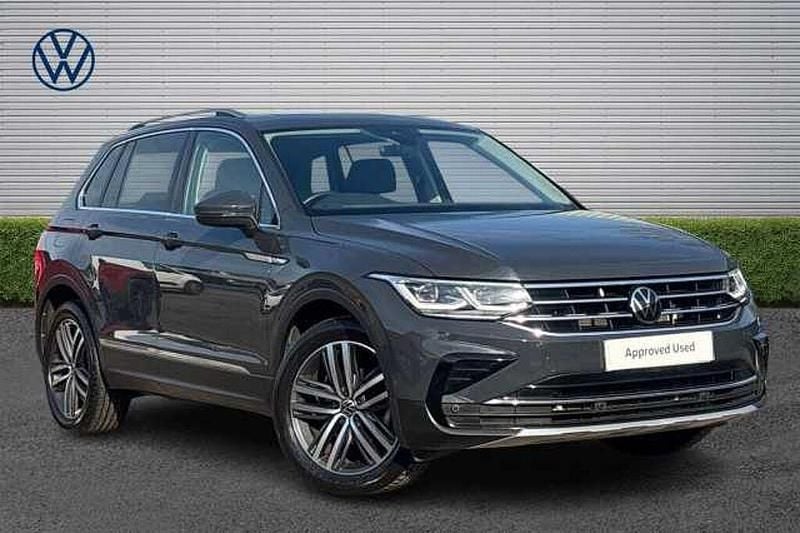 Used VW Tiguan Elegance 150 HP (110 kW) 2022 Grey SUV
