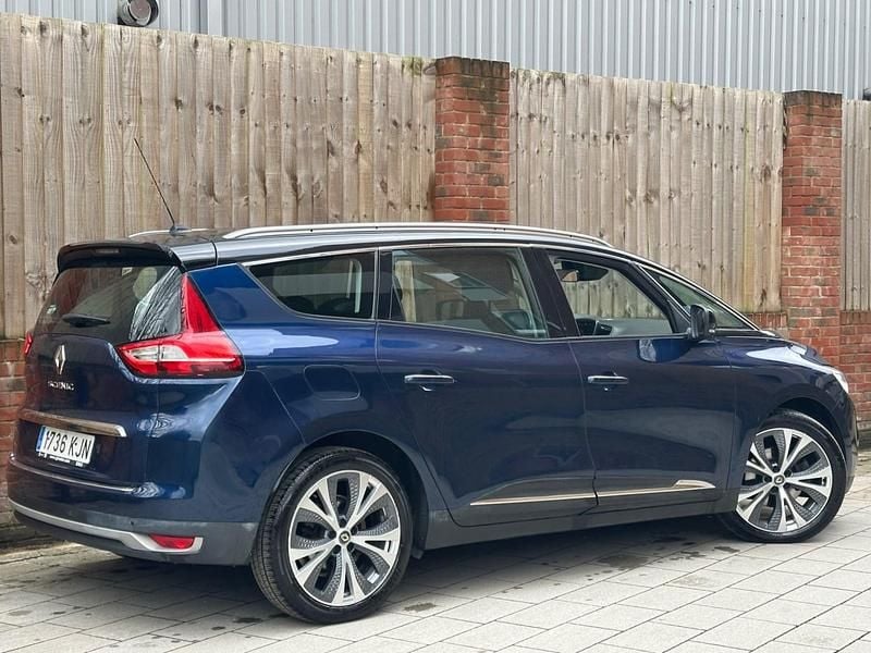 Used Renault Grand Scénic IV Dynamique 110 HP (80 kW) 2018 Blue MPV