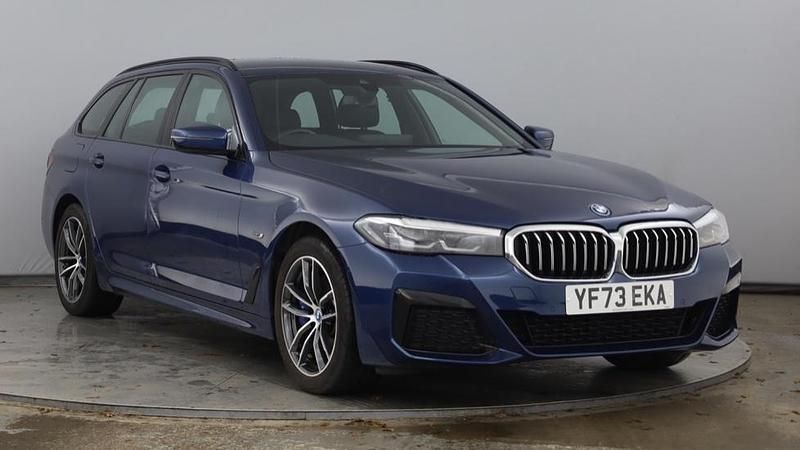 Used BMW 530e M Sport 288 HP (211 kW) 2023 Blue Estate
