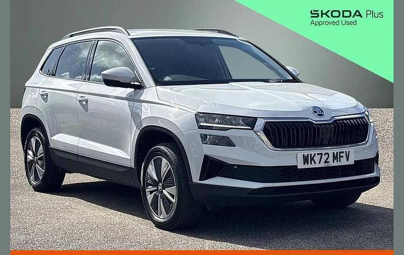 Used Skoda Karoq SE Drive 147 HP (108 kW) 2022 Moon white metallic SUV