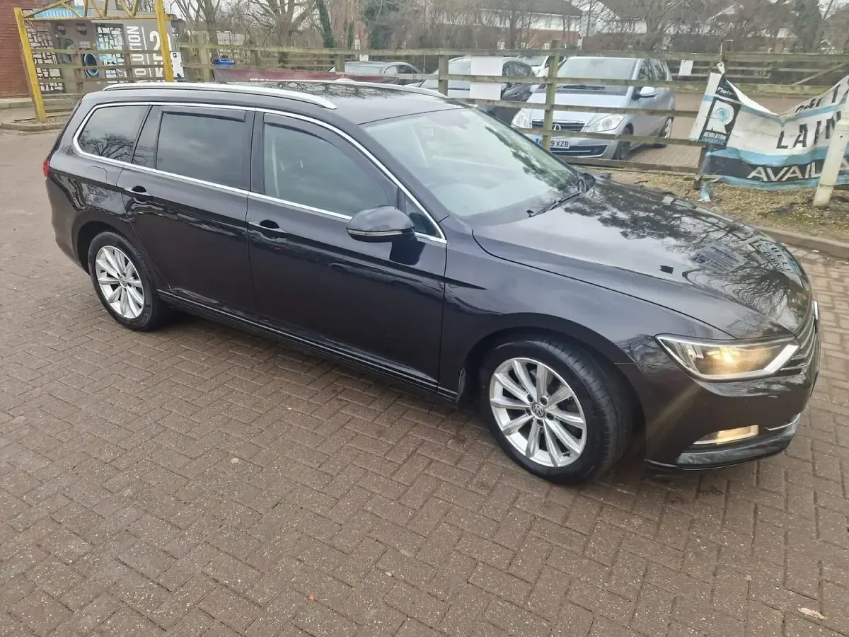 Used VW Passat Business 190 HP (139 kW) 2016 Black Estate