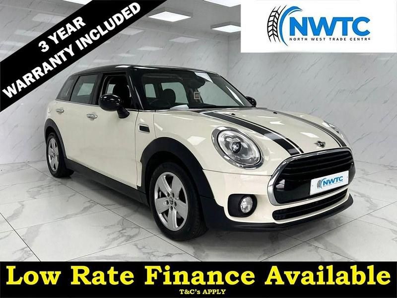 White Used 2016 Mini Cooper Clubman Estate | £7,395 (Fair price) - Image 1/4