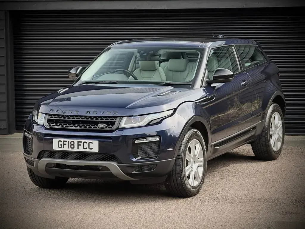 Used Land Rover Range Rover evoque SE 180 HP (132 kW) 2018 Blue Coupe