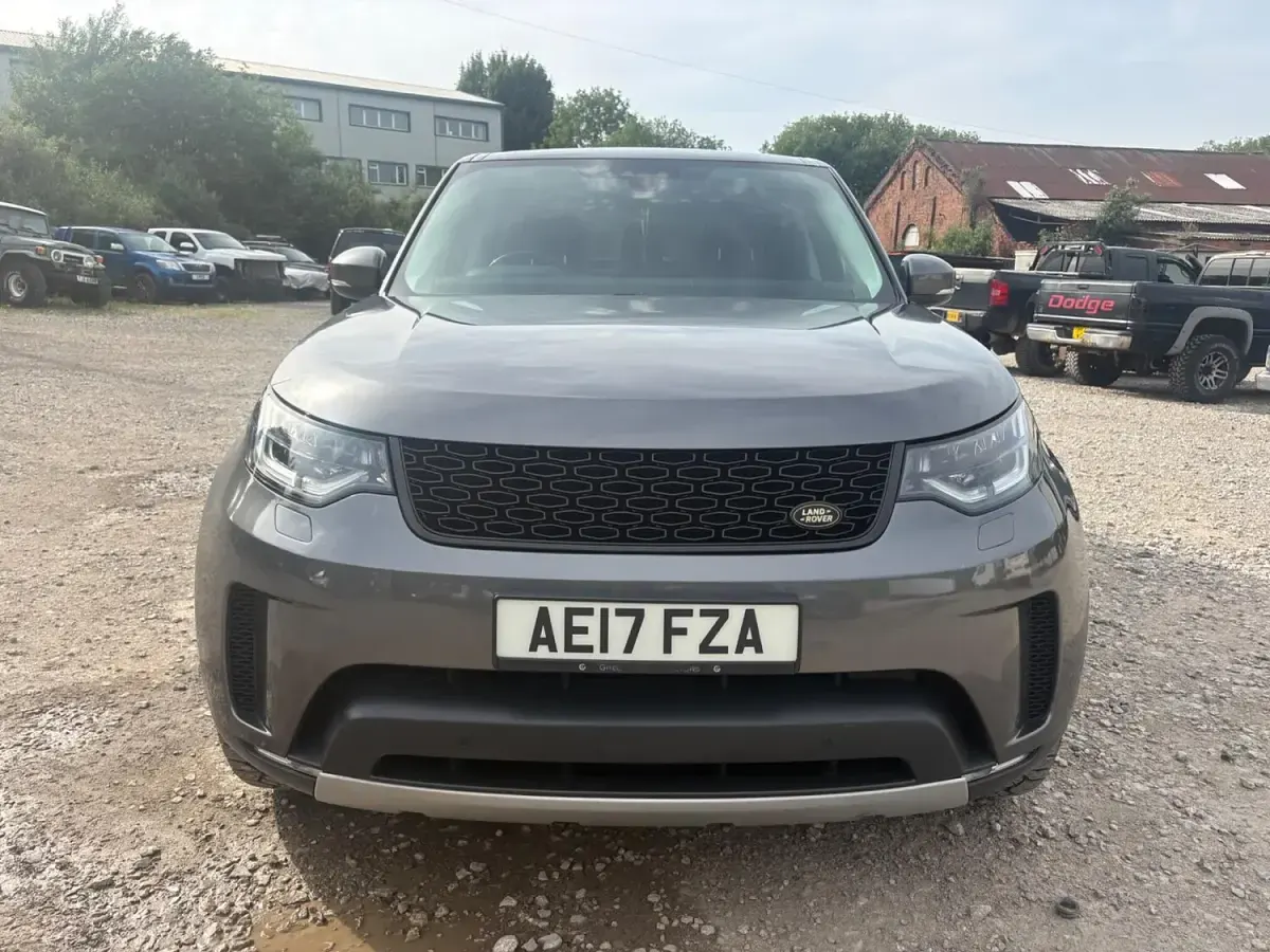 Used Land Rover Discovery HSE 2017 Grey SUV