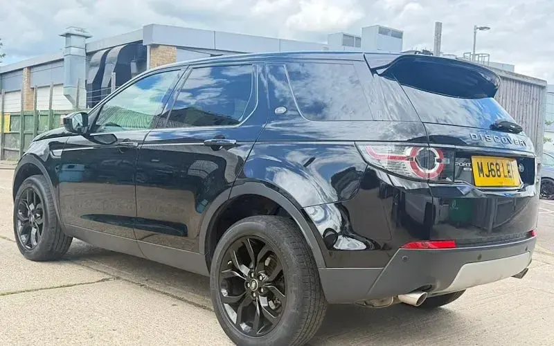 Used Land Rover Discovery Sport HSE 241 HP (177 kW) 2019 SUV