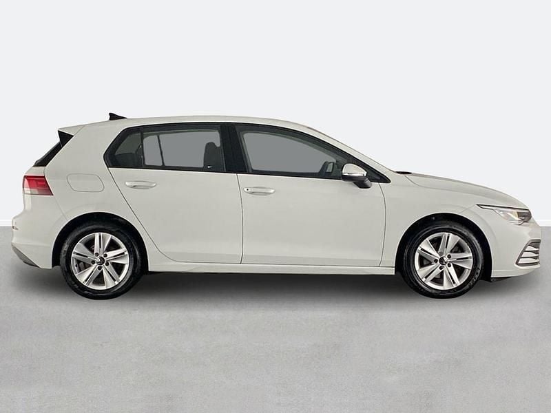 Used VW Golf VIII Life 150 HP (110 kW) 2023 White Hatchback
