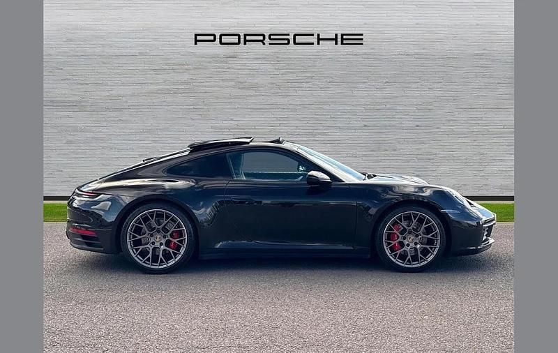 Used Porsche 911 444 HP (326 kW) 2022 Black Coupe