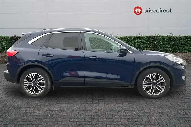 Used Ford Kuga Titanium 120 HP (88 kW) 2022 Blue SUV