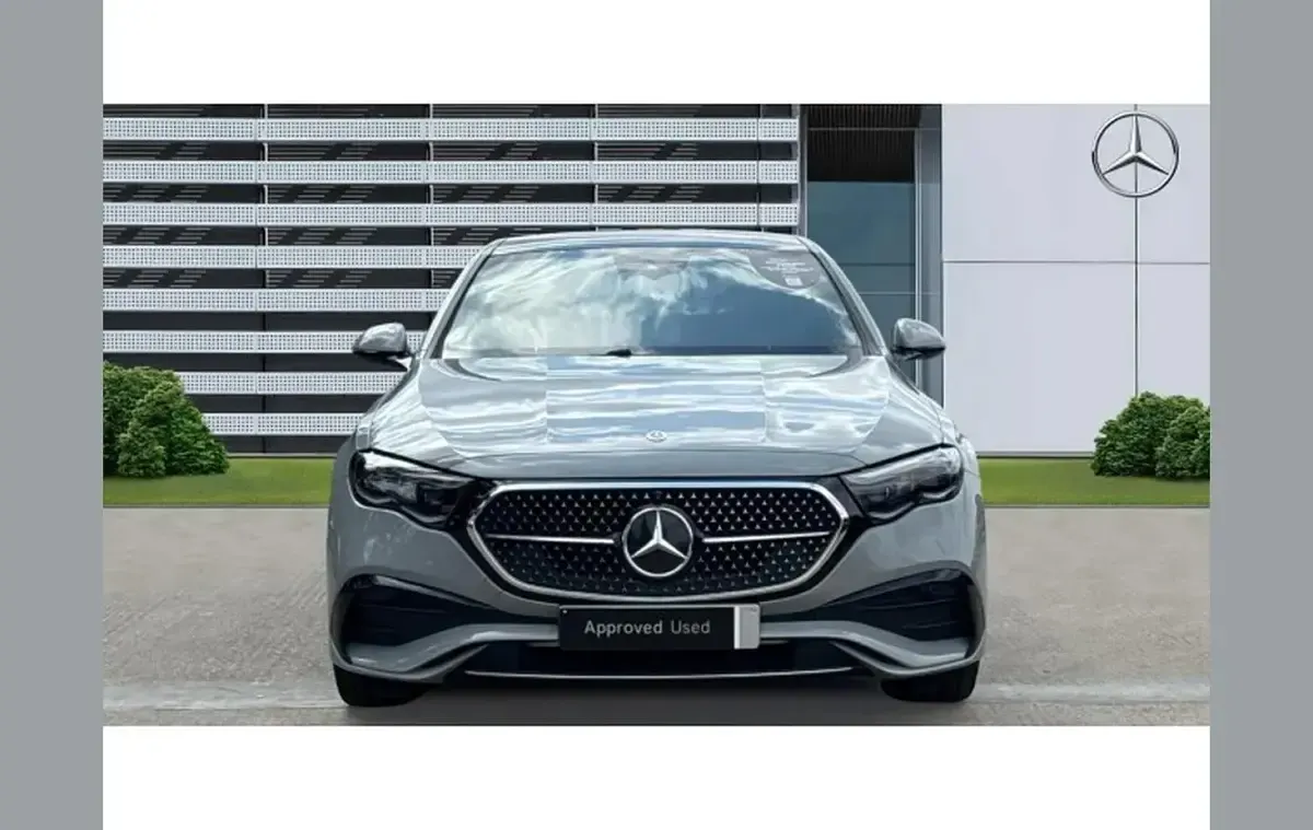 Used Mercedes E300 AMG Line Premium Plus 313 HP (230 kW) 2024 Grey Sedan