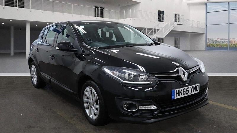 Black Used 2016 Renault Mégane III Dynamique Hatchback | £5,495 (Fair price) - Image 1/4