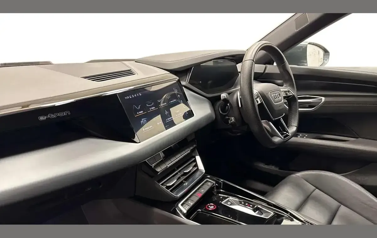 Used Audi e-tron GT quattro Comfort 384 kW (523 HP) 2023 Grey Sedan
