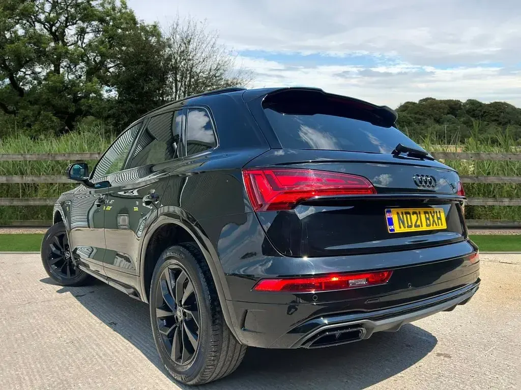 Used Audi Q5 S-Line 204 HP (150 kW) 2021 Black SUV