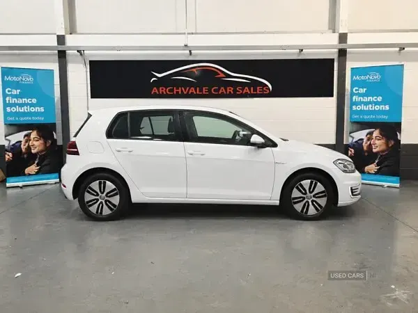Used VW e-Golf 99 kW (135 HP) 2019 White Hatchback