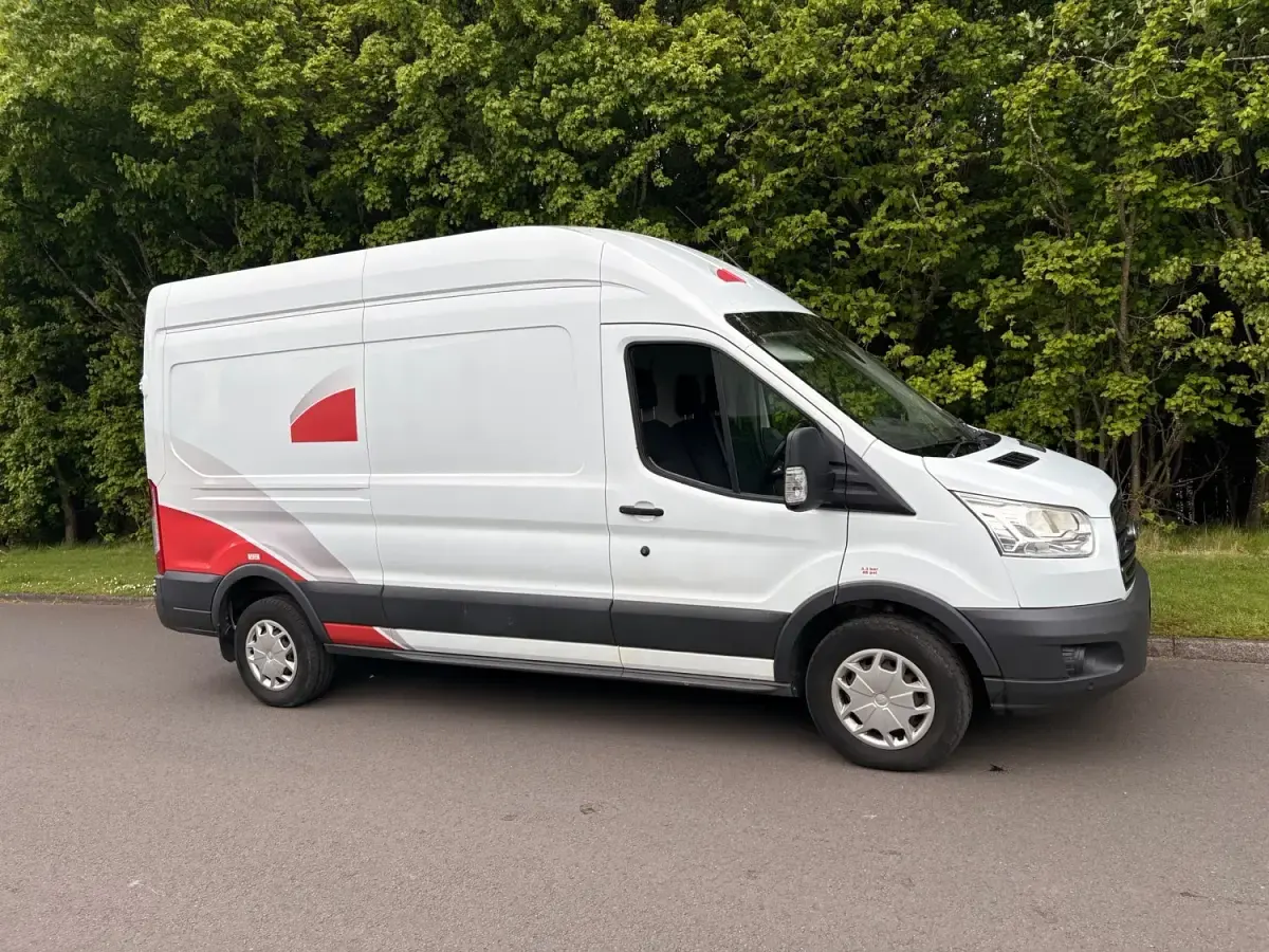 Używany Ford Transit 130 KM (95 kW) 2018 Biały Van