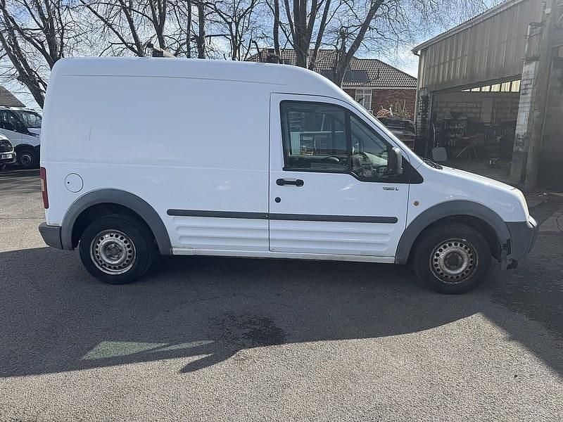 Used Ford Transit Connect 90 HP (66 kW) 2009 White MPV