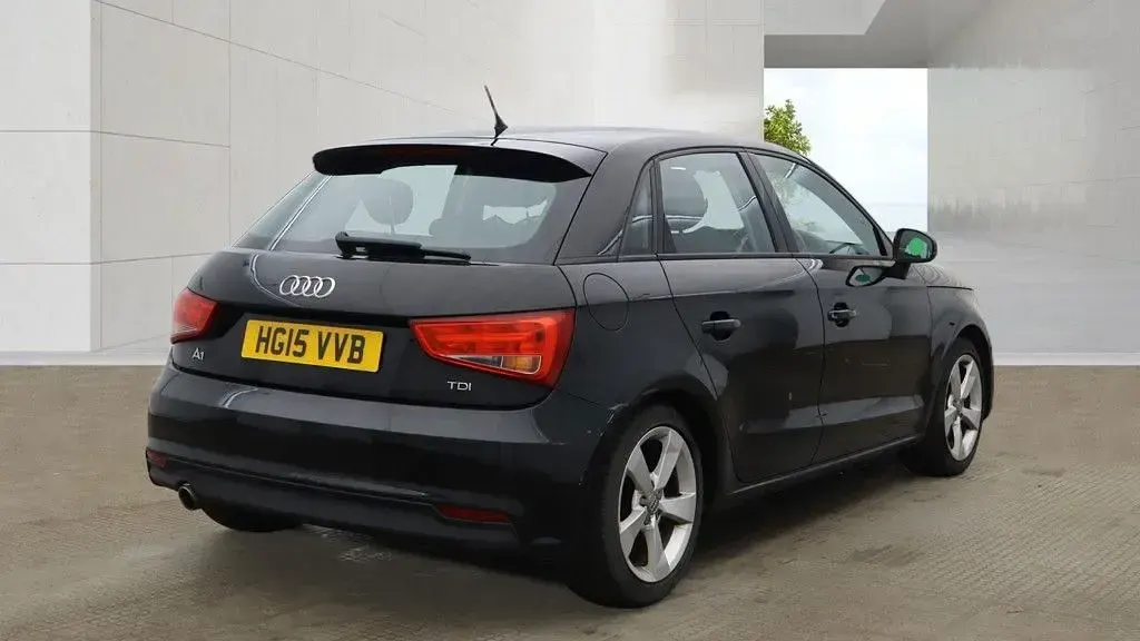 Used Audi A1 Sportback Sport 116 HP (85 kW) 2015 Black Hatchback