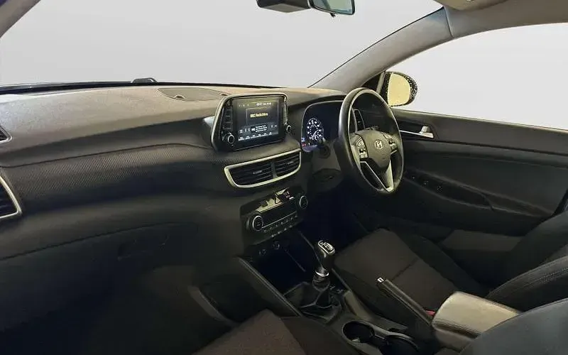 Used Hyundai Tucson SE 132 HP (97 kW) 2020 Blue SUV