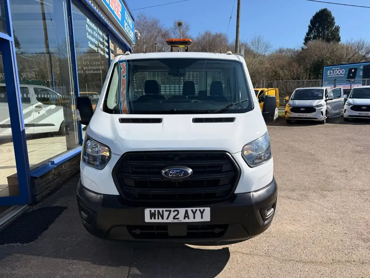 Usado Ford Transit 130 CV (95 kW) 2022 Blanco Descapotable