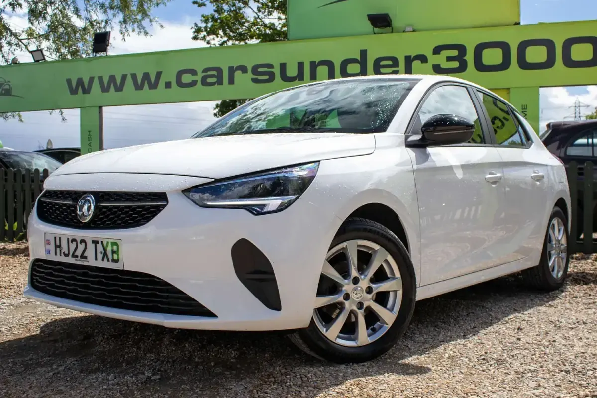 Used Vauxhall Corsa Edition 75 HP (55 kW) 2022 White Hatchback