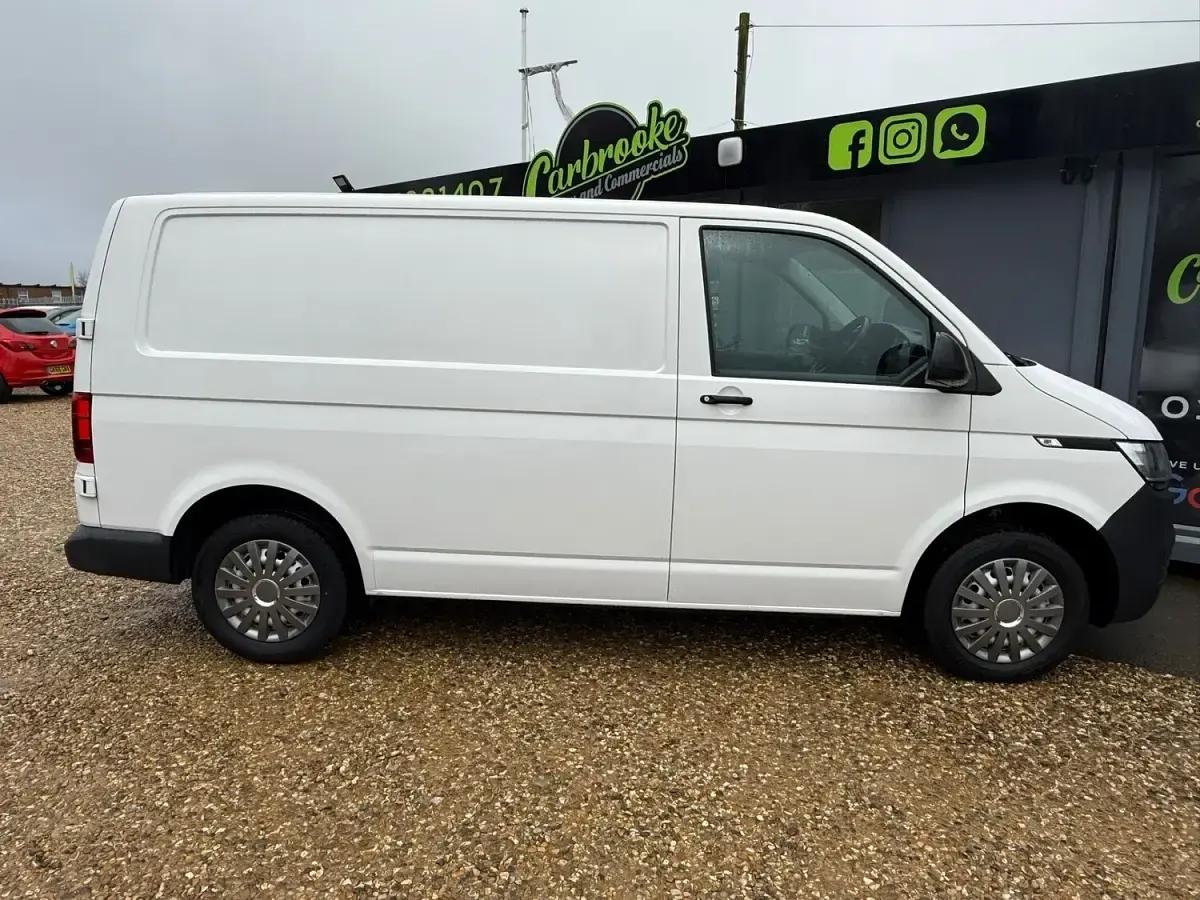 Used VW Transporter Startline 110 HP (80 kW) 2020 White Van