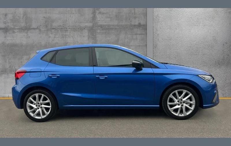 New Seat Ibiza FR 115 HP (84 kW) 2025 Blue Hatchback