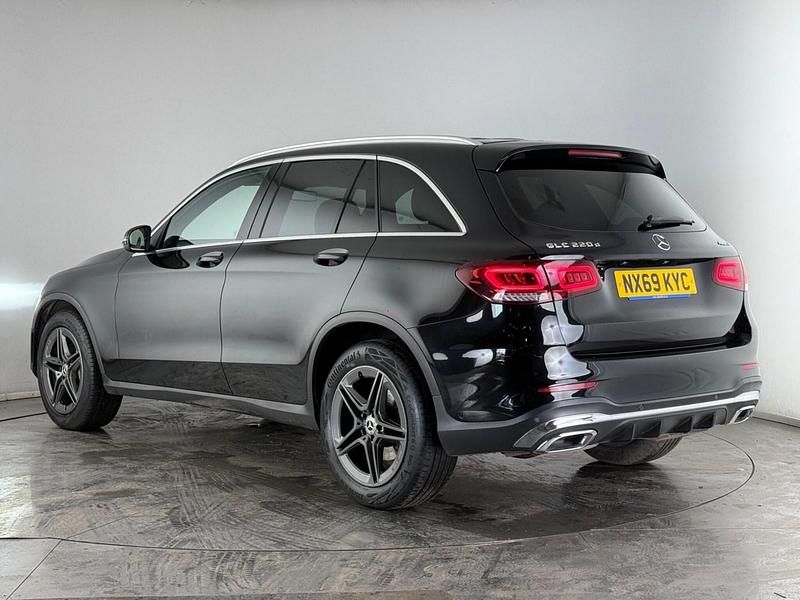 Begagnad Mercedes GLC220 AMG line 2019 Svart Kombi
