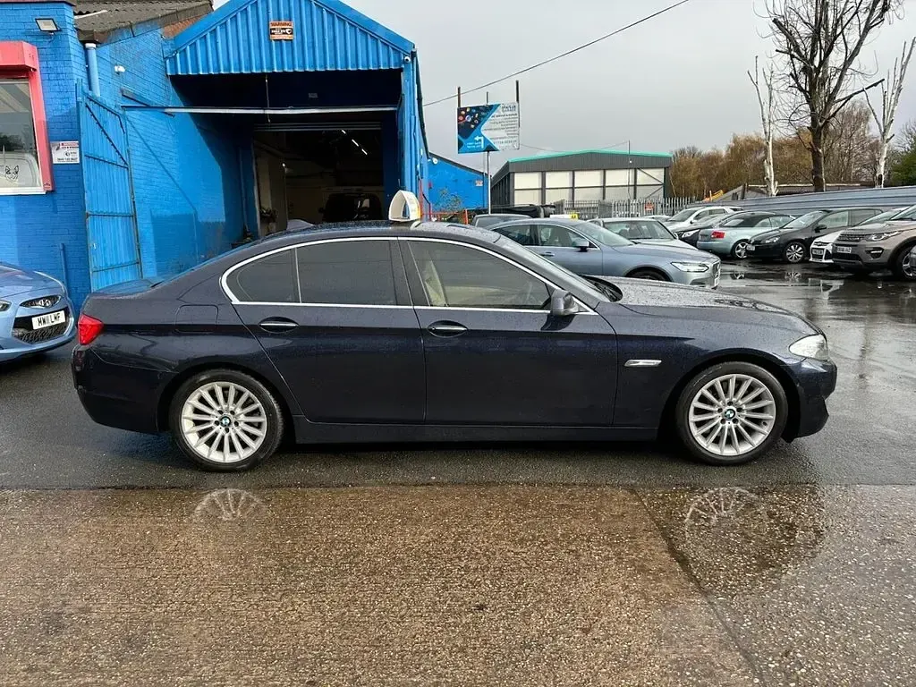 Used BMW 530 Comfort Edition 245 HP (180 kW) 2010 Blue Sedan
