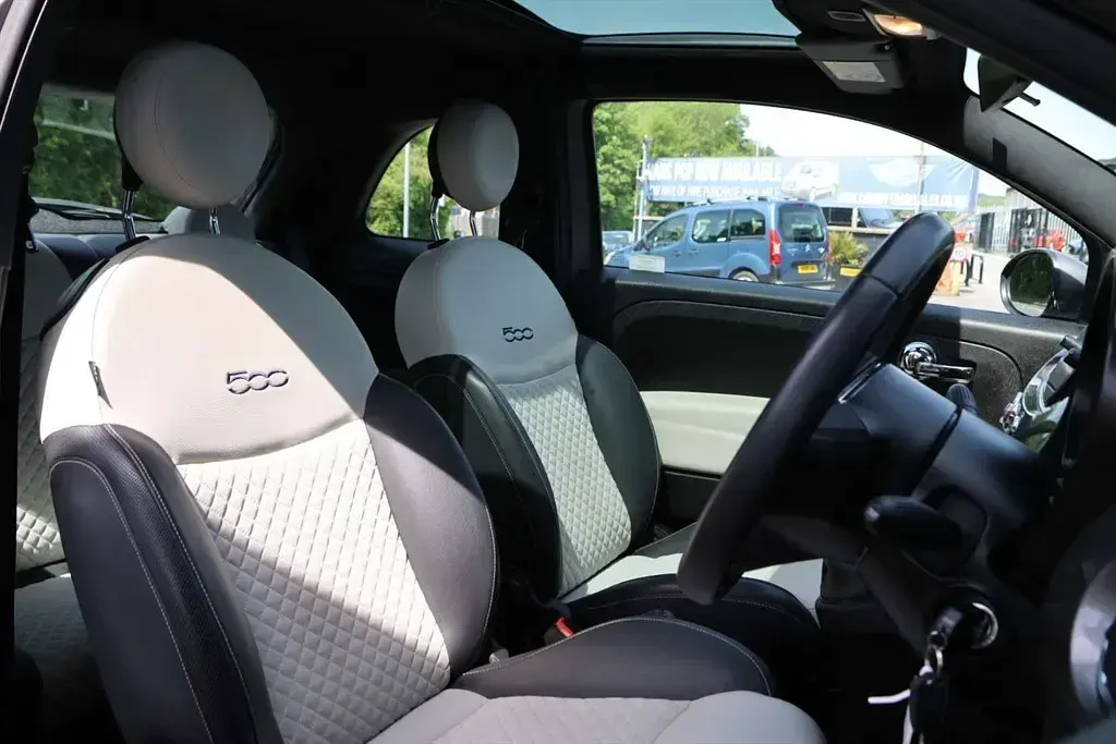 Used Fiat 500 Dolcevita 70 HP (51 kW) 2021 Grey Hatchback