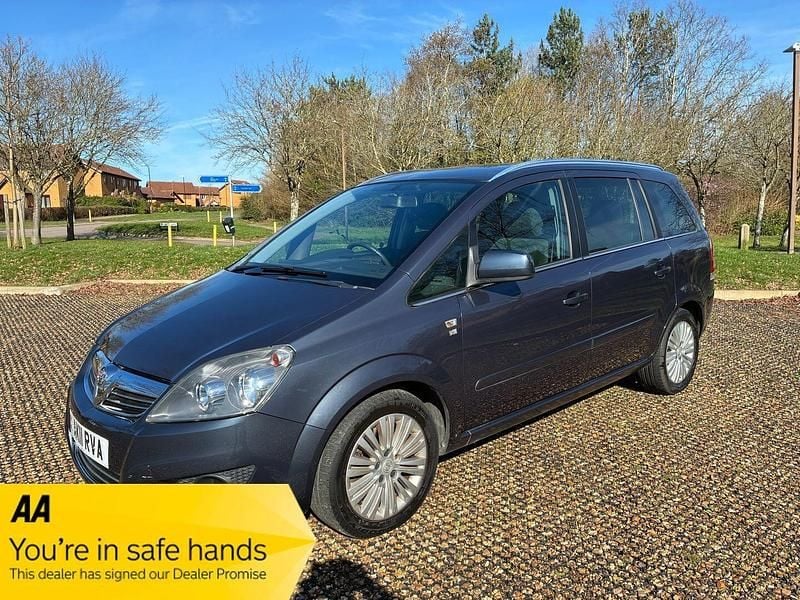 Used Vauxhall Zafira Excite 2011 Blue MPV