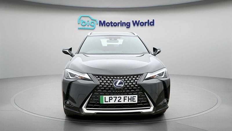 Used Lexus UX 300e 150 kW (204 HP) 2023 Black SUV