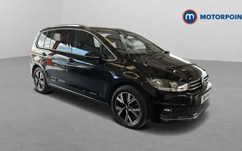 Used VW Touran SEL 150 HP (110 kW) 2025 MPV