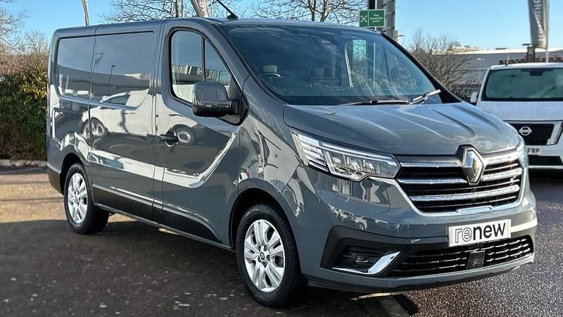 Grey Used 2024 Renault Trafic MPV | £18,990 (Super price) - Image 1/1