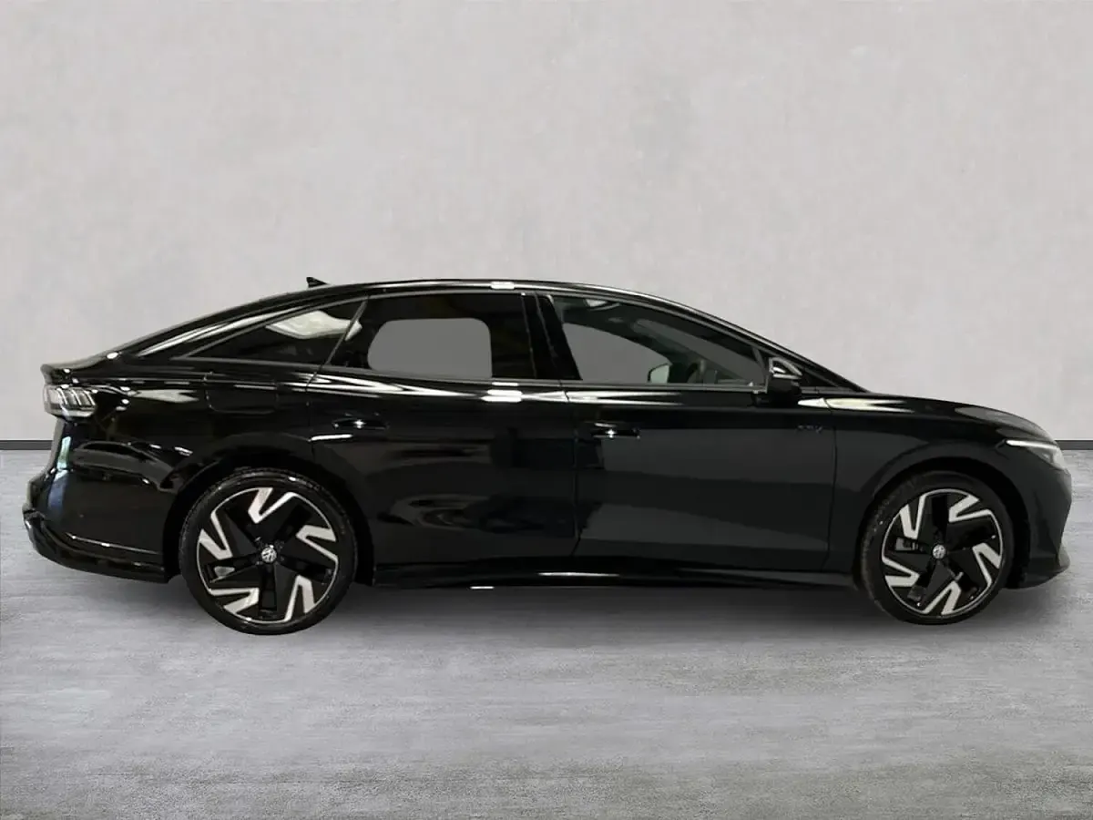 New VW ID.7 GTX 250 kW (340 HP) 2026 Black Hatchback