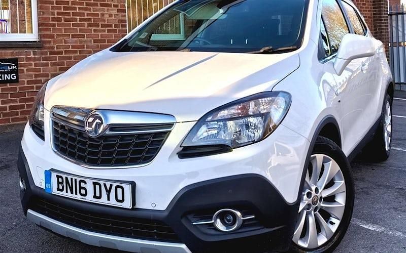 Used Vauxhall Mokka 140 HP (102 kW) 2016 White SUV