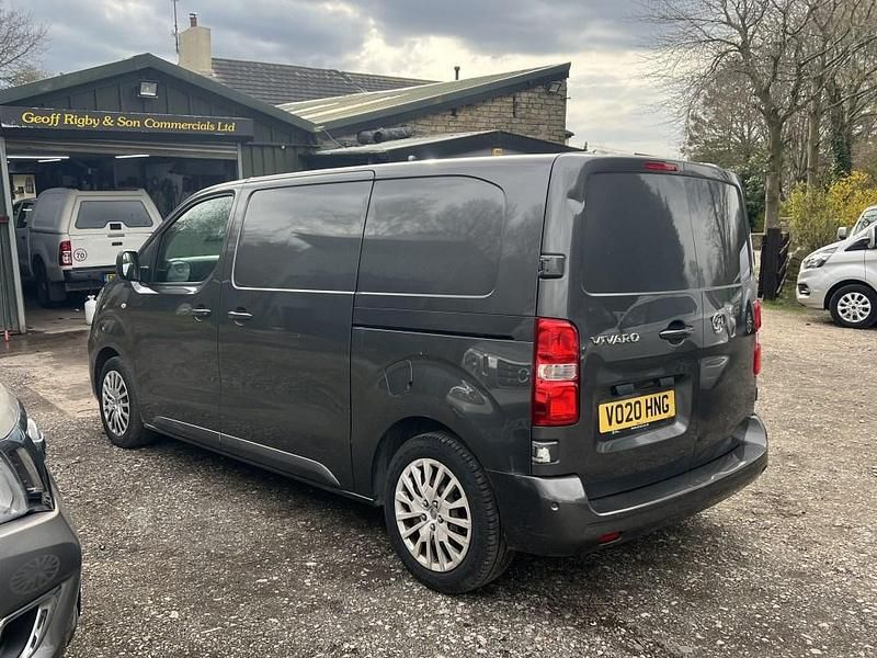 Used Vauxhall Vivaro Sportive 120 HP (88 kW) 2020 Grey MPV