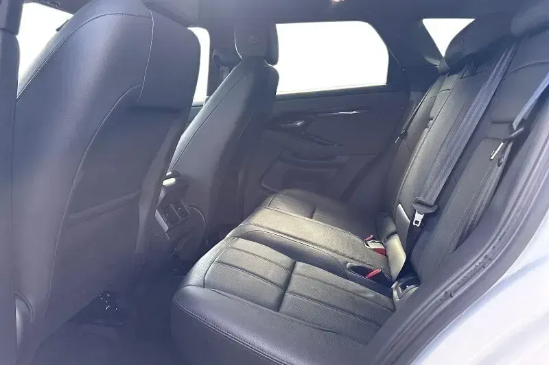Used Land Rover Range Rover evoque SE Dynamic 2025 White SUV