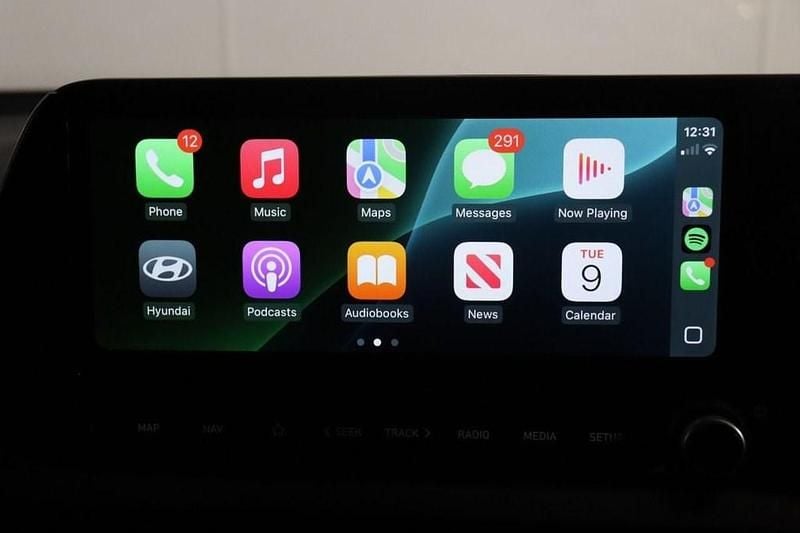 Used Hyundai i20 Premium 2023 White Hatchback