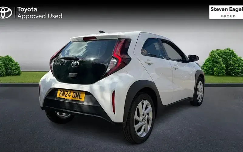 Usado Toyota Aygo X PURE 72 CV (52 kW) 2025 SUV