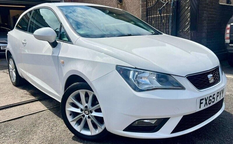 White Used 2015 Seat Ibiza Hatchback | £4,995 (Fair price) - Image 1/4