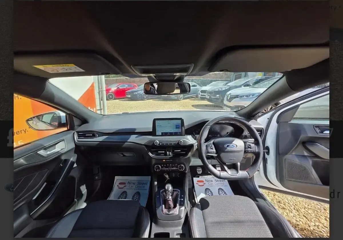Used Ford Focus ST-Line X 125 HP (91 kW) 2018 White Estate