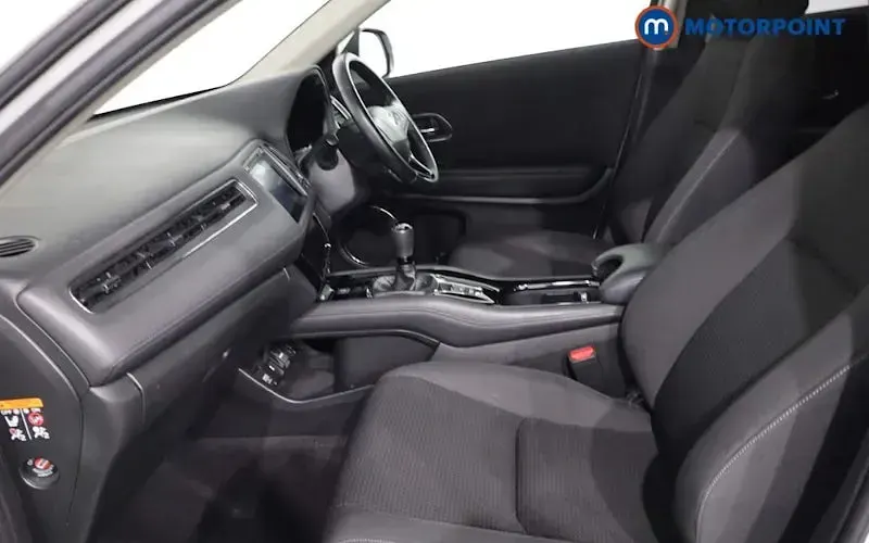 Used Honda HR-V Hybrid 131 HP (96 kW) 2019 White SUV