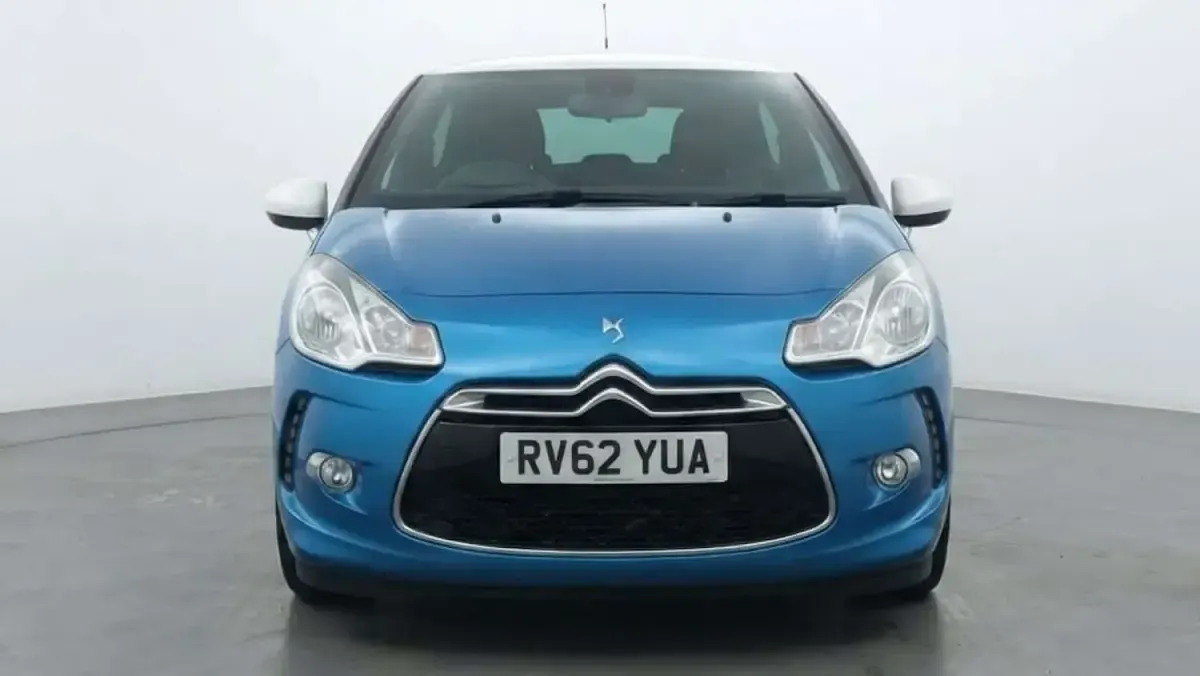 Used Citroën DS3 120 HP (88 kW) 2012 Blue Hatchback