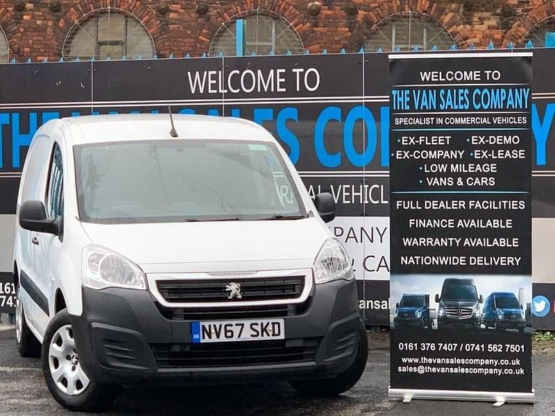 White Used 2018 Peugeot Partner Van | £5,944 (Super price) - Image 1/4